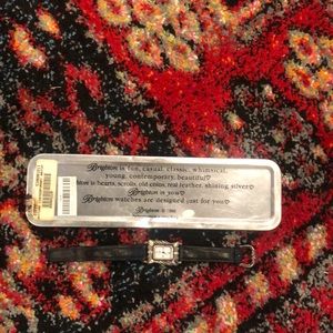 Brighton Watch “Daytona” Black Leather strap. Need battery. Broken glass.